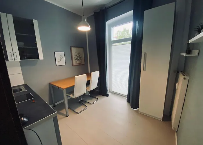 Gemuetliche - Messe Gruga Inn *